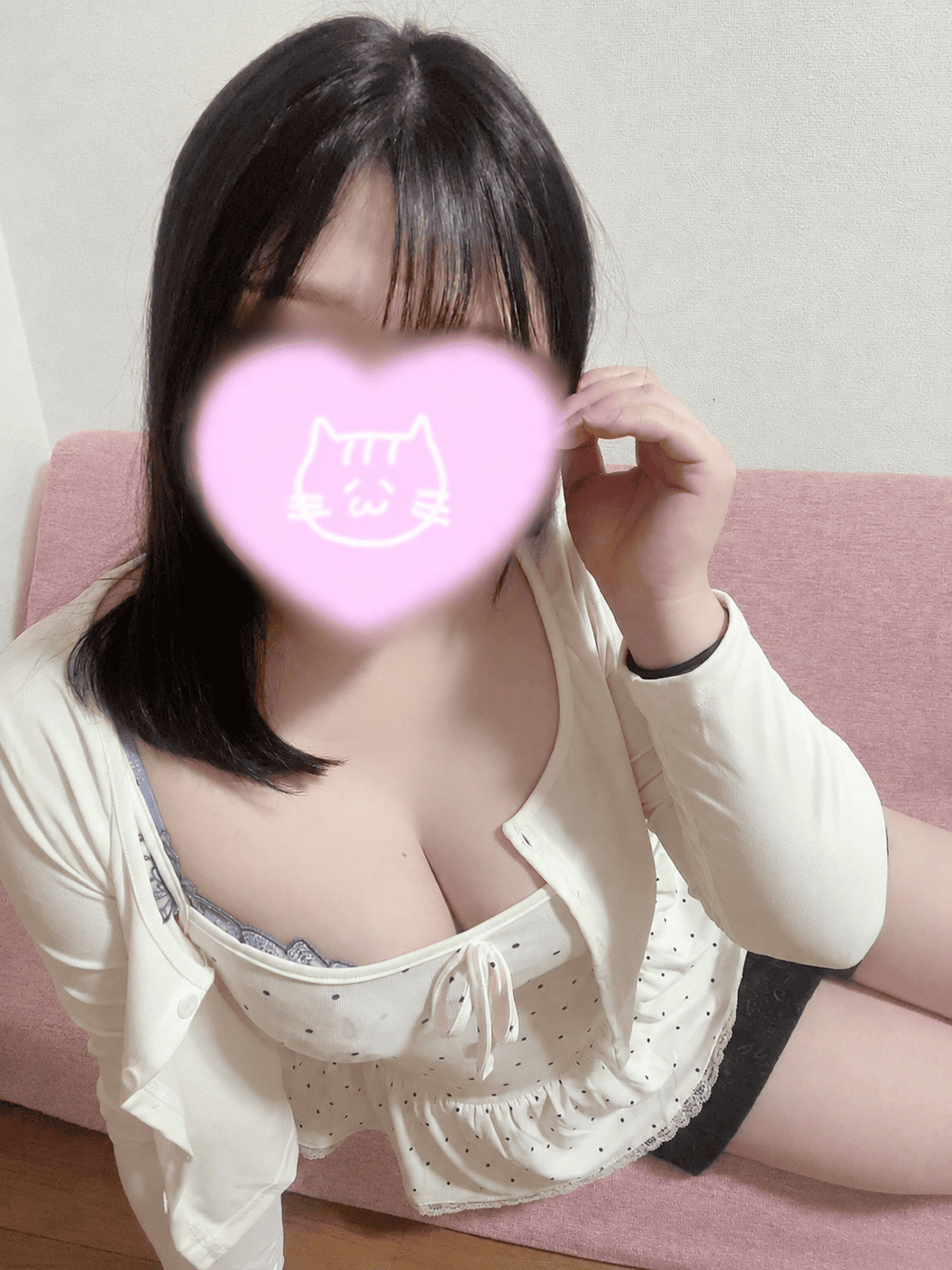 萌咲にる